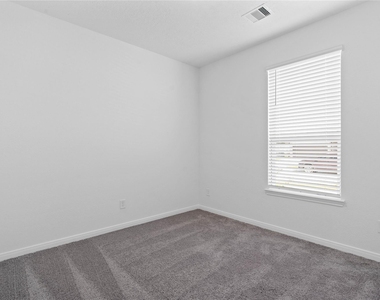 18214 Sessile Oak Drive - Photo Thumbnail 5