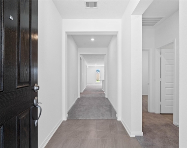 18214 Sessile Oak Drive - Photo Thumbnail 4
