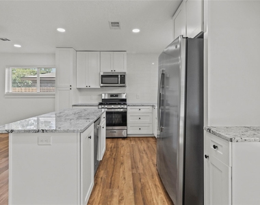 4812 24th St - Photo Thumbnail 12