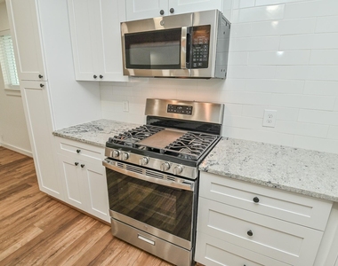4812 24th St - Photo Thumbnail 10