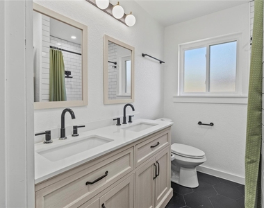 4812 24th St - Photo Thumbnail 19