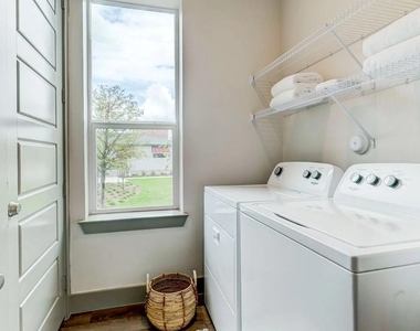 3400 Firewheel Parkway - Photo Thumbnail 9