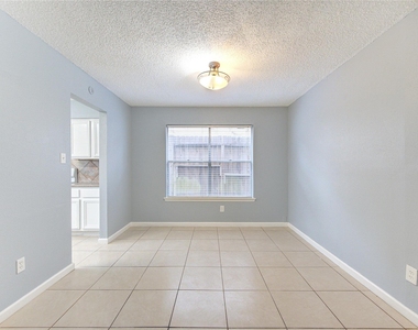 12023 Plumbrook Drive - Photo Thumbnail 13