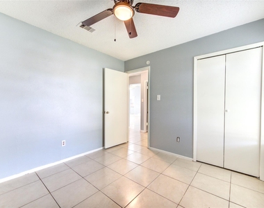 12023 Plumbrook Drive - Photo Thumbnail 35