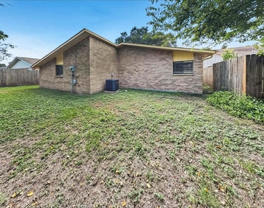 5126 Girnigoe Drive - Photo Thumbnail 12