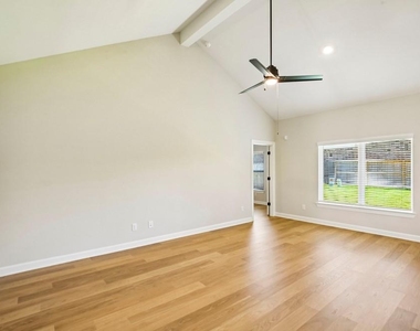 3085 Sorrento Hill Drive - Photo Thumbnail 9