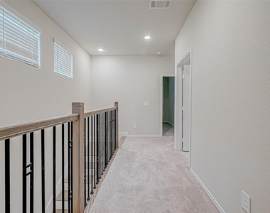 10511 Blankiet Lane - Photo Thumbnail 40