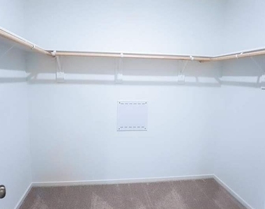 3072 Huntersville Drive - Photo Thumbnail 5