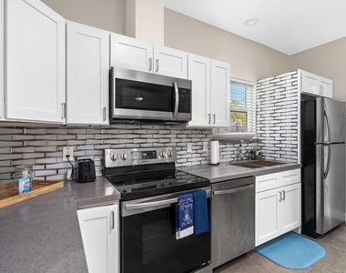 7101 Foster Street - Photo Thumbnail 8