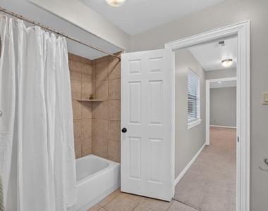 13511 Indigo Lake - Photo Thumbnail 27