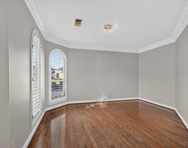 13511 Indigo Lake - Photo Thumbnail 14