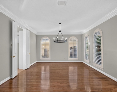 13511 Indigo Lake - Photo Thumbnail 5