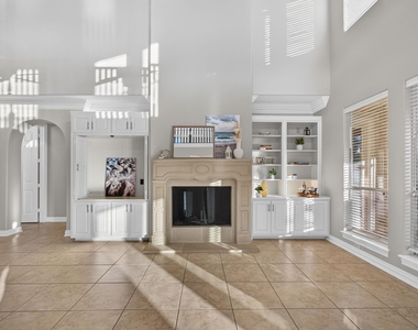 13511 Indigo Lake - Photo Thumbnail 8