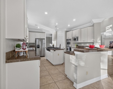 13511 Indigo Lake - Photo Thumbnail 13