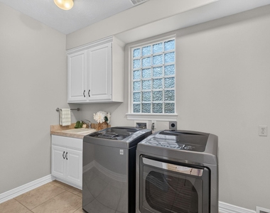13511 Indigo Lake - Photo Thumbnail 22