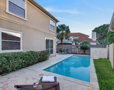 13511 Indigo Lake - Photo Thumbnail 36