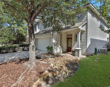 111 W Burberry Circle - Photo Thumbnail 30