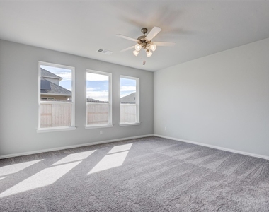 2202 Windy Grove Drive - Photo Thumbnail 9