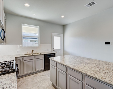 2202 Windy Grove Drive - Photo Thumbnail 8