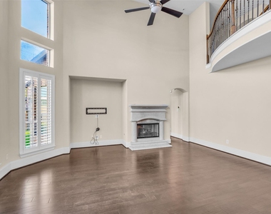 29011 Comal Karst Drive - Photo Thumbnail 11