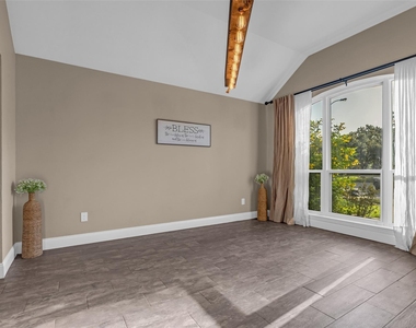 11506 Faulkey Gully Circle - Photo Thumbnail 9