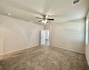 5410 Pembrokeshire Circle - Photo Thumbnail 11
