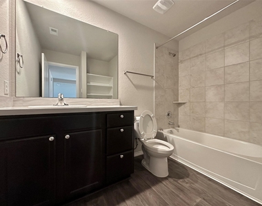 5410 Pembrokeshire Circle - Photo Thumbnail 22