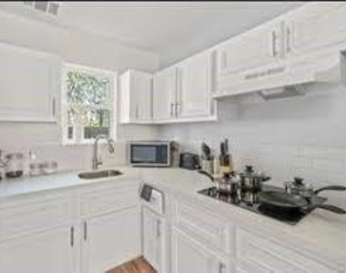 3709 Anita Street - Photo Thumbnail 3
