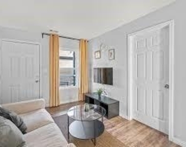 3709 Anita Street - Photo Thumbnail 2