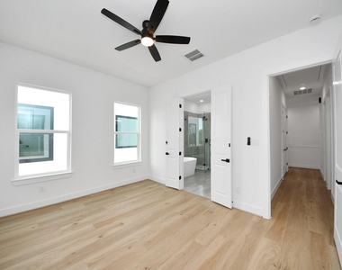 7117 Eastwood Street - Photo Thumbnail 13