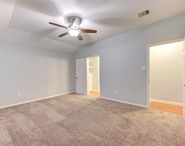 503 W Linney Street - Photo Thumbnail 34