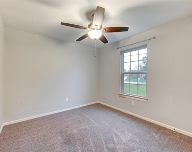 503 W Linney Street - Photo Thumbnail 23