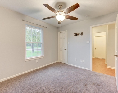 503 W Linney Street - Photo Thumbnail 29