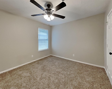 21510 Forest Colony Drive - Photo Thumbnail 10