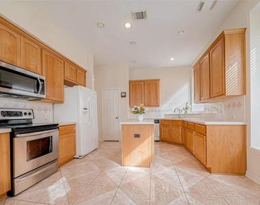 14314 Jaubert Court - Photo Thumbnail 19