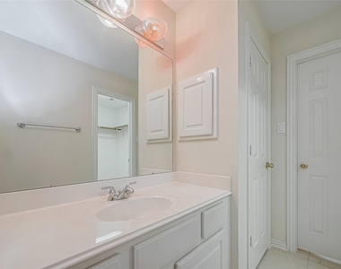 14314 Jaubert Court - Photo Thumbnail 33