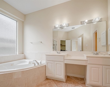 14314 Jaubert Court - Photo Thumbnail 37