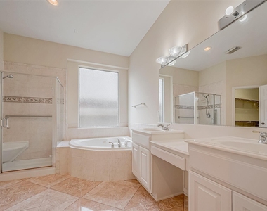14314 Jaubert Court - Photo Thumbnail 38