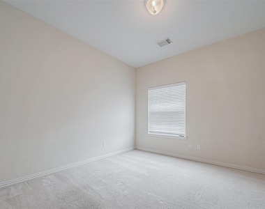 14314 Jaubert Court - Photo Thumbnail 31