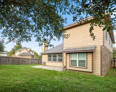 1007 Summer Wood Boulevard - Photo Thumbnail 22