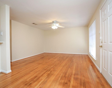 1620 Hawthorne Street - Photo Thumbnail 2