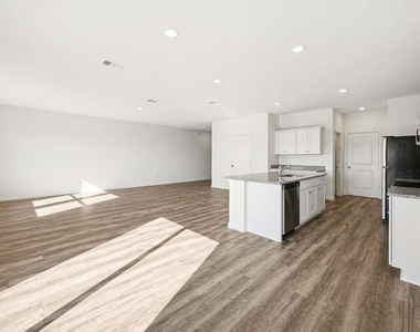 8311 Vacek Crossing Way - Photo Thumbnail 7