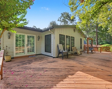 122 Warbonnet Drive - Photo Thumbnail 2