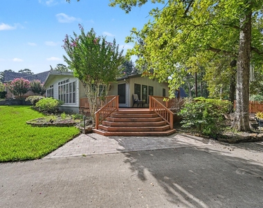 122 Warbonnet Drive - Photo Thumbnail 1