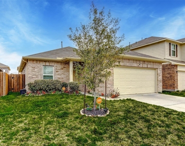 7411 Foxwaithe Lane - Photo Thumbnail 2