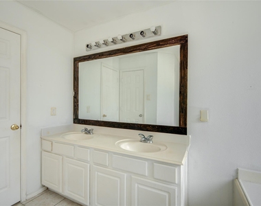 21002 Vista Trace Drive - Photo Thumbnail 22