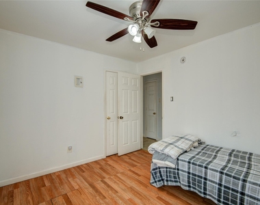 21002 Vista Trace Drive - Photo Thumbnail 17