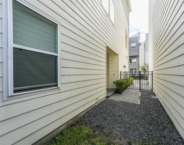 2705 Eado Edge Court Court - Photo Thumbnail 43