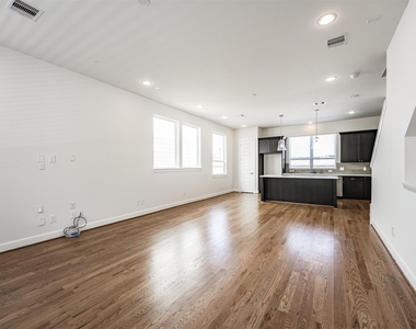 2705 Eado Edge Court Court - Photo Thumbnail 7
