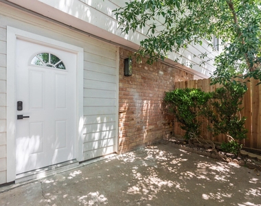 6713 Biggs Court - Photo Thumbnail 21